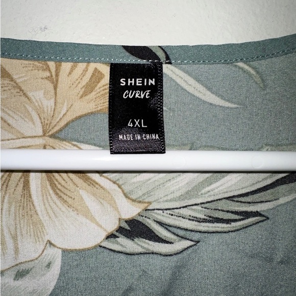 Silky soft Shein Romper New - Picture 2 of 3